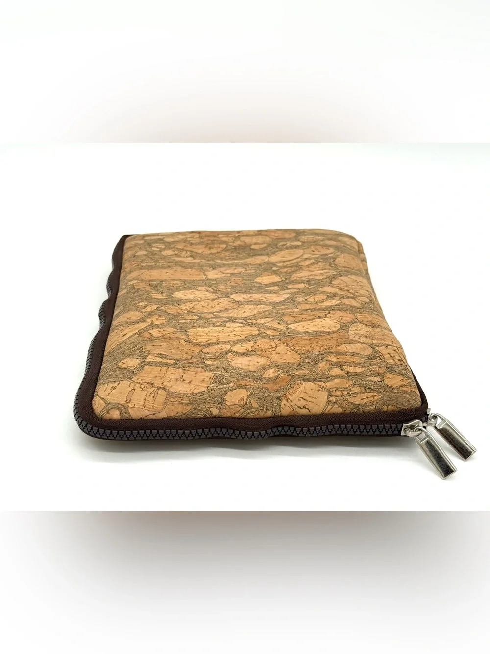 EUC Michael Roger Cork Apple iPad & Amazon Kindle Tablet Sleeve Case Pouch
